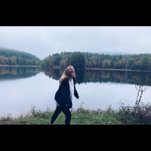 Meet your Posher, Meredith